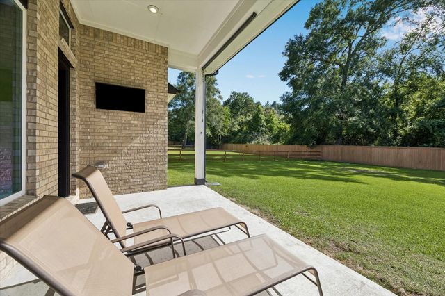 737 Satterwhite Farms Lane, Magnolia, TX 77354
