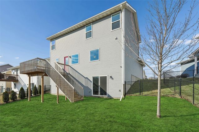 125 Aspen Drive, Norwalk, IA 50211