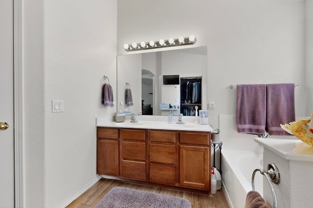 5923 Los Ritos Court NW, Albuquerque, NM 87120