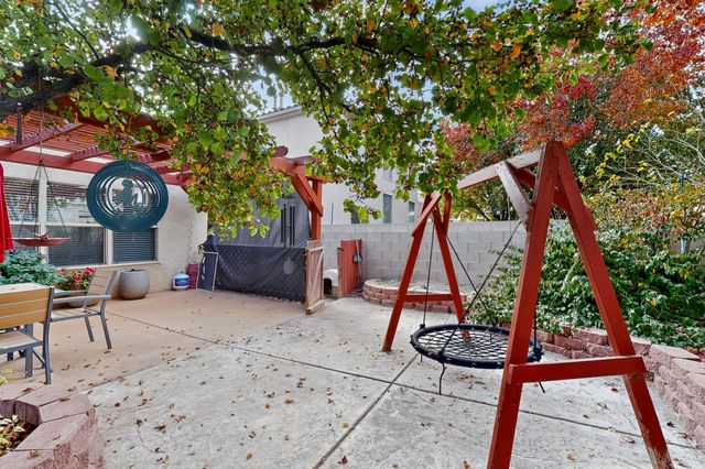 5923 Los Ritos Court NW, Albuquerque, NM 87120