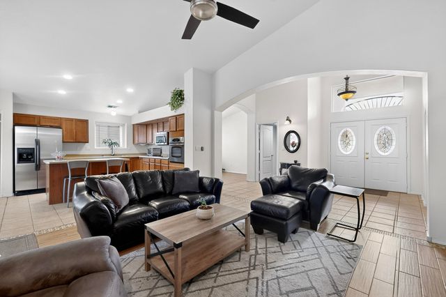 5923 Los Ritos Court NW, Albuquerque, NM 87120