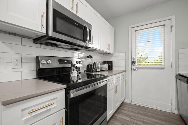 6812 S Congress Ave 110, Austin, TX 78745