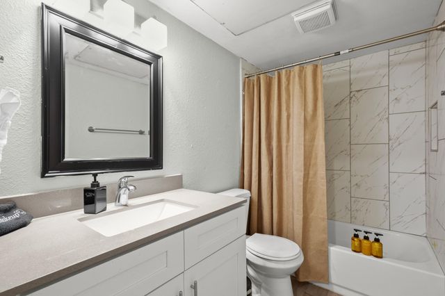 6812 S Congress Ave 110, Austin, TX 78745