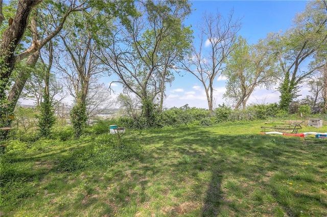 1322 W 21st Street, Kansas City, MO 64108