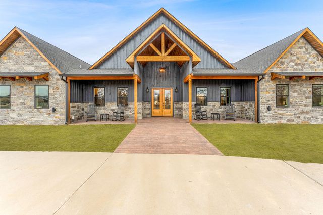 239 32507 Road, Paris, TX 75460