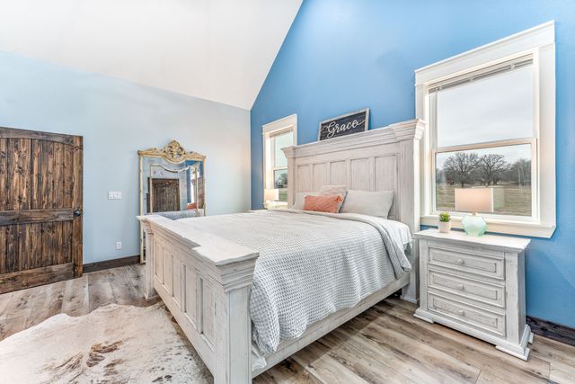 239 32507 Road, Paris, TX 75460