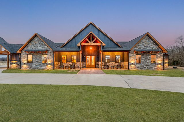 239 32507 Road, Paris, TX 75460