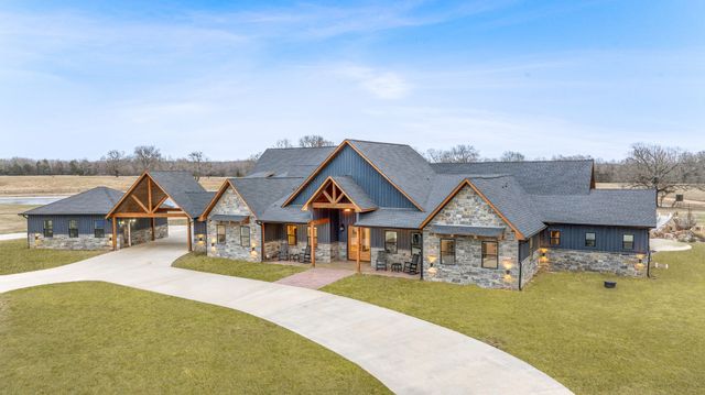 239 32507 Road, Paris, TX 75460