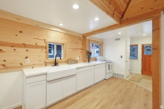6758 FAIRFAX DR, Provo Canyon, UT 84604