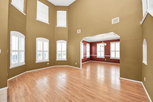 410 Barberry Lane, Baytown, TX 77520