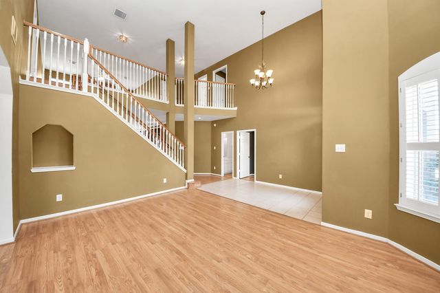 410 Barberry Lane, Baytown, TX 77520