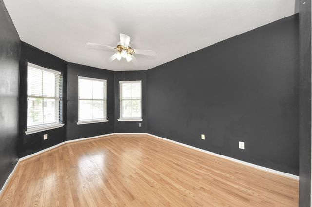 410 Barberry Lane, Baytown, TX 77520