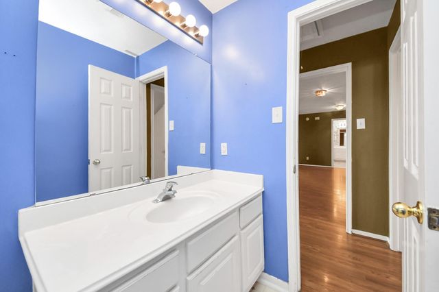 410 Barberry Lane, Baytown, TX 77520