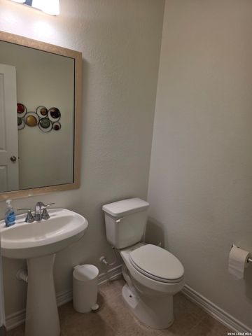 9503 Hinterlands Dr, San Antonio, TX 78221