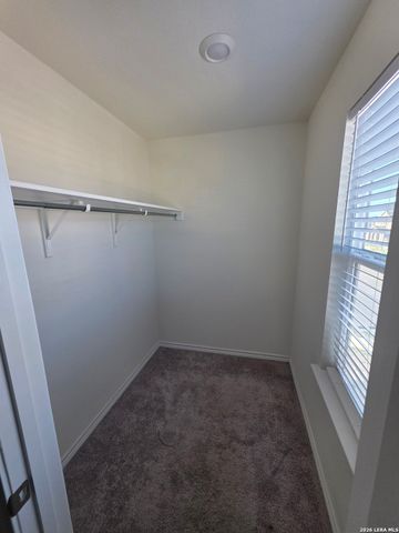 9503 Hinterlands Dr, San Antonio, TX 78221