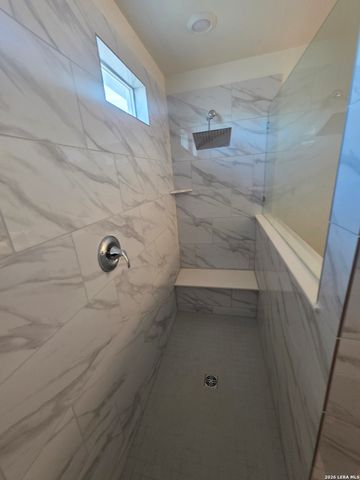 9503 Hinterlands Dr, San Antonio, TX 78221