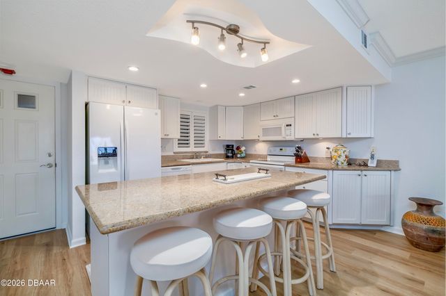 5501 S Atlantic Ave Apt 107, New Smyrna Beach, FL 32169
