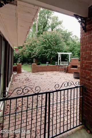 2803 Carey Road, Kinston, NC 28504