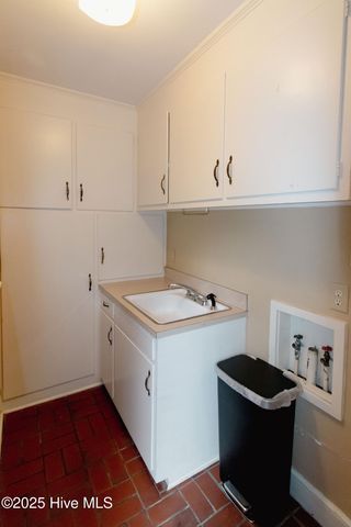 2803 Carey Road, Kinston, NC 28504