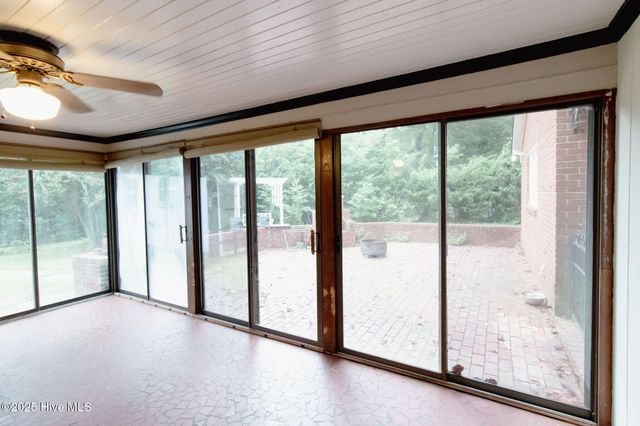 2803 Carey Road, Kinston, NC 28504