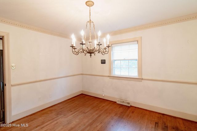 2803 Carey Road, Kinston, NC 28504