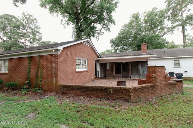 2803 Carey Road, Kinston, NC 28504