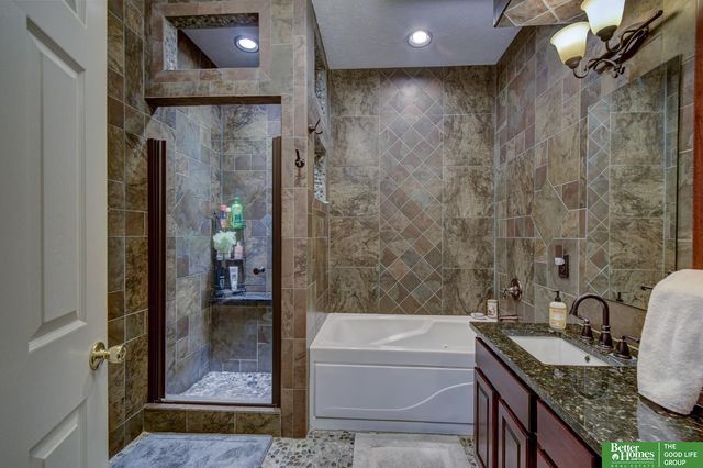 2619 Kelly Drive, Bellevue, NE 68123