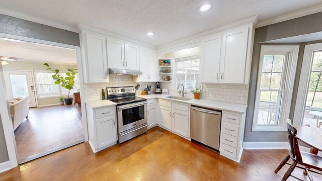 602 Farrah Circle, Dothan, AL 36301