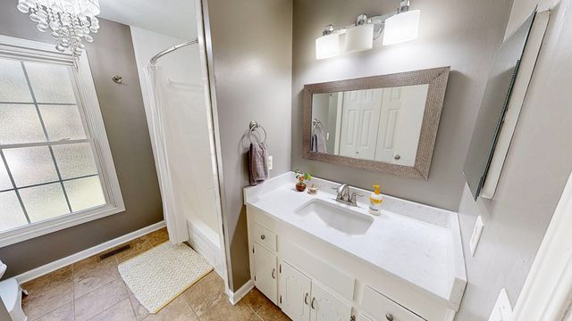 602 Farrah Circle, Dothan, AL 36301