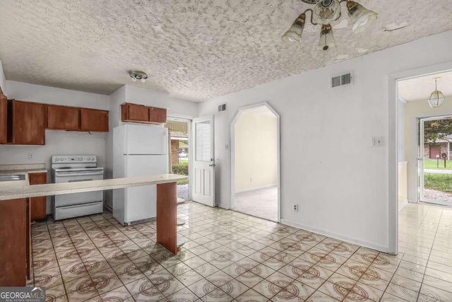 164 Azalea Avenue, Garden City, GA 31408