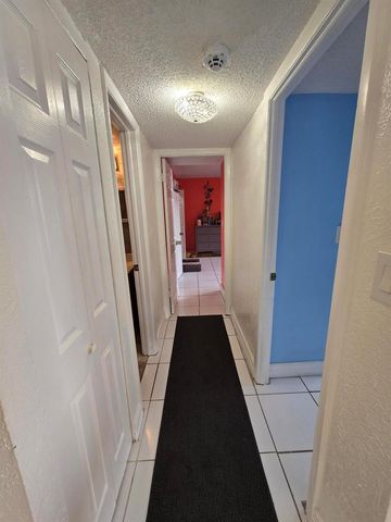 6190 Woodlands Boulevard 311, Tamarac, FL 33319