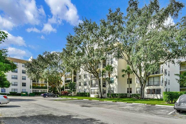 6190 Woodlands Boulevard 311, Tamarac, FL 33319
