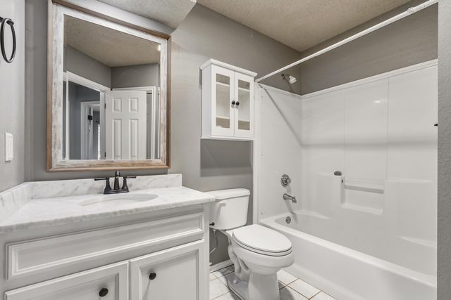 10603 Elkridge Avenue, Lubbock, TX 79423