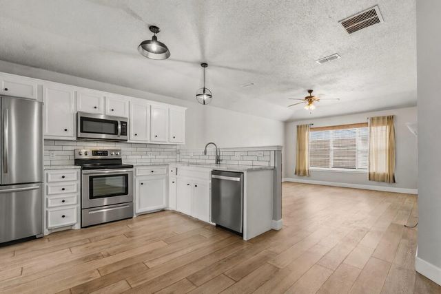 10603 Elkridge Avenue, Lubbock, TX 79423