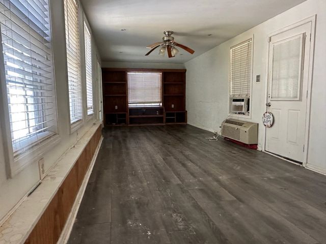 3628 CARRINGTON RD, Memphis, TN 38111