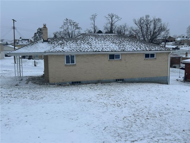 214 Barbara Dr, Kennedy Twp, PA 15136