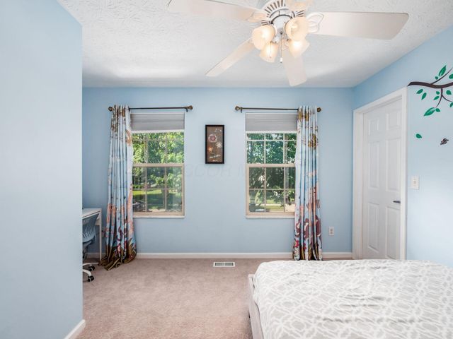 5782 Camhurst Court, Galloway, OH 43119