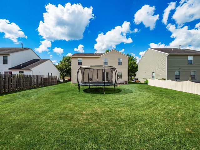 5782 Camhurst Court, Galloway, OH 43119
