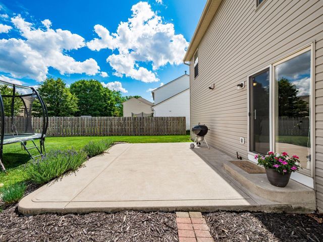 5782 Camhurst Court, Galloway, OH 43119