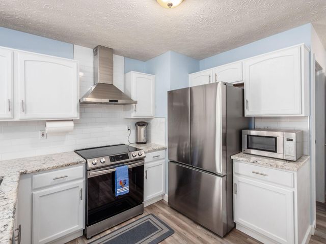 5782 Camhurst Court, Galloway, OH 43119