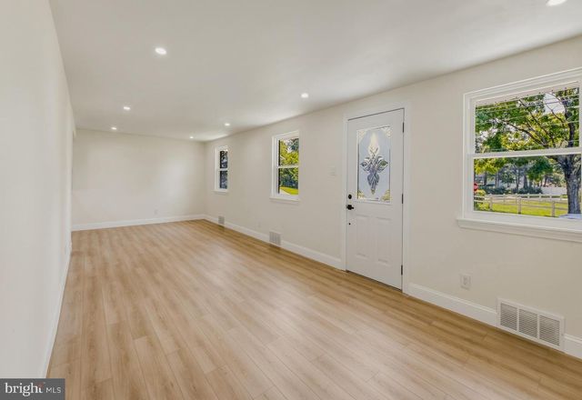 5545 CEDAR AVE, Pennsauken, NJ 08109