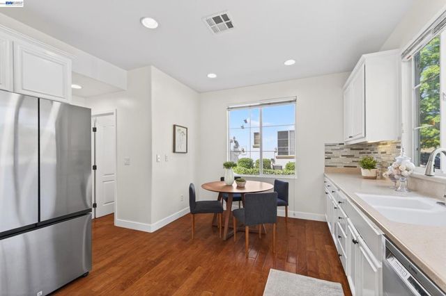 2011 Cedarwood Loop, San Ramon, CA 94582