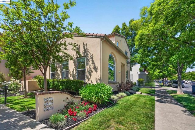 2011 Cedarwood Loop, San Ramon, CA 94582