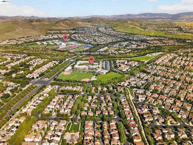 2011 Cedarwood Loop, San Ramon, CA 94582