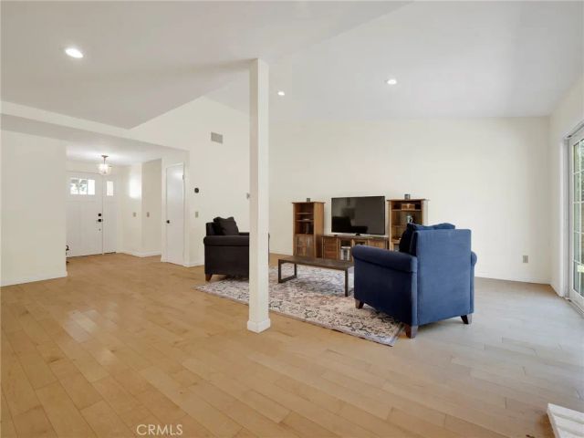 11355 Pala Mesa, Porter Ranch, CA 91326