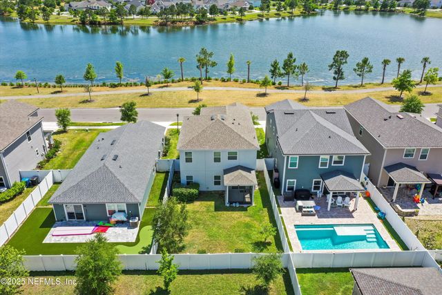 411 NARROWLEAF Drive, St. Johns, FL 32259