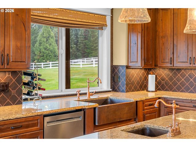 21550 Sw MOUNTAIN HOME Rd, Sherwood, OR 97140