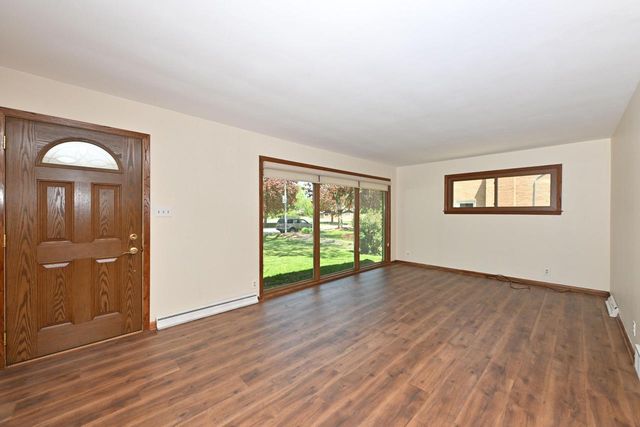 8317 W Cleveland AVENUE, West Allis, WI 53219