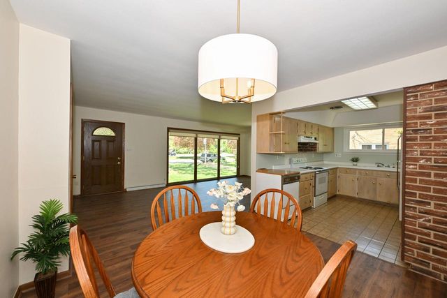 8317 W Cleveland AVENUE, West Allis, WI 53219
