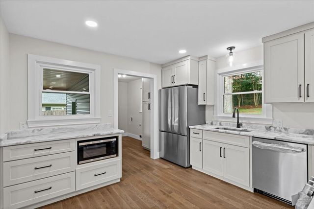 1400 Sherwood Drive, Dalton, GA 30720